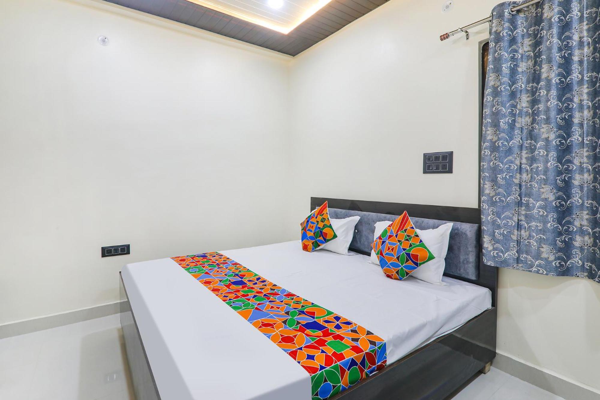 Fabexpress Awadh Inn - 400M From Shri Ram Janam Bhumi Ayodhya ภายนอก รูปภาพ