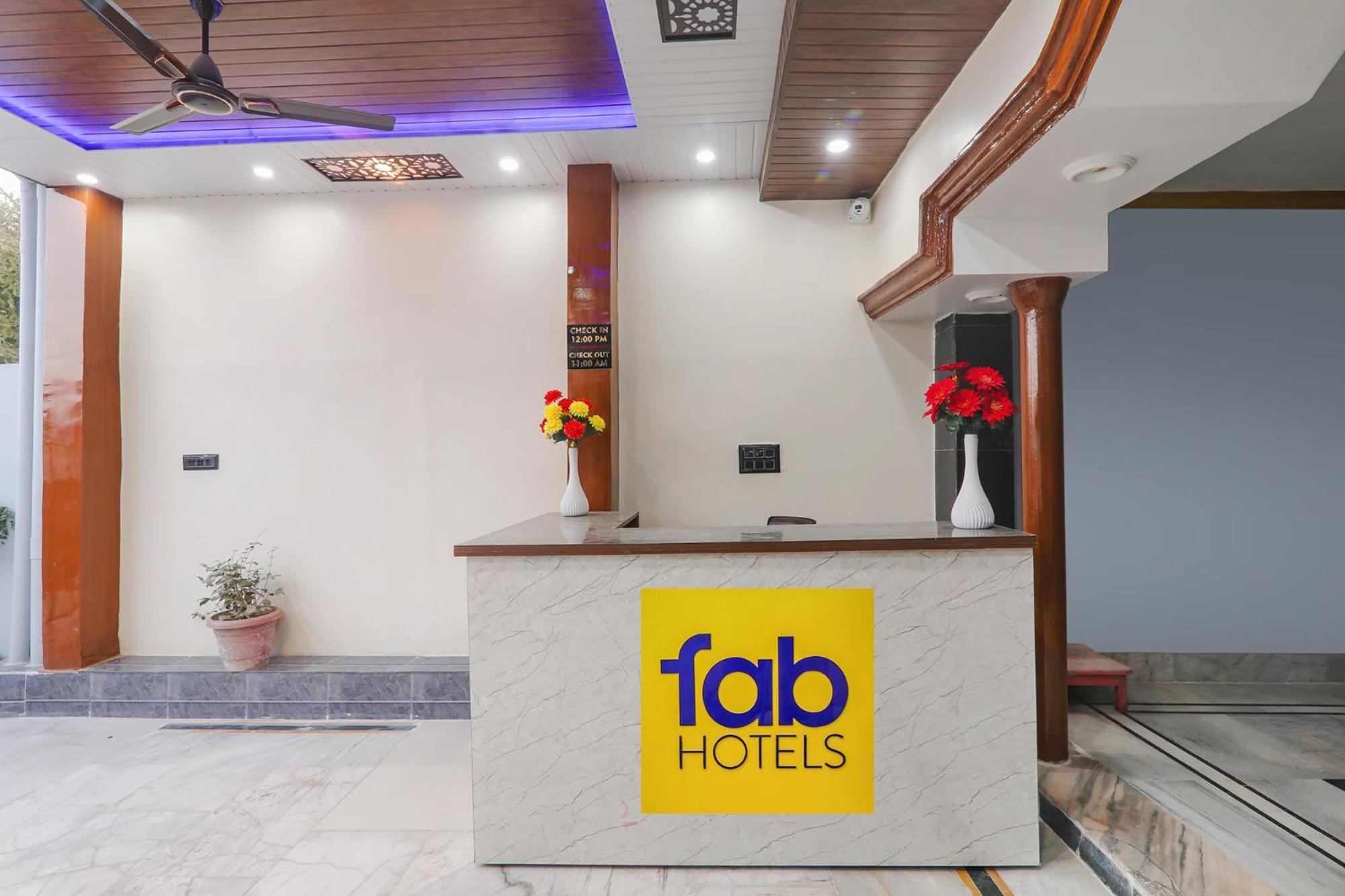 Fabexpress Awadh Inn - 400M From Shri Ram Janam Bhumi Ayodhya ภายนอก รูปภาพ