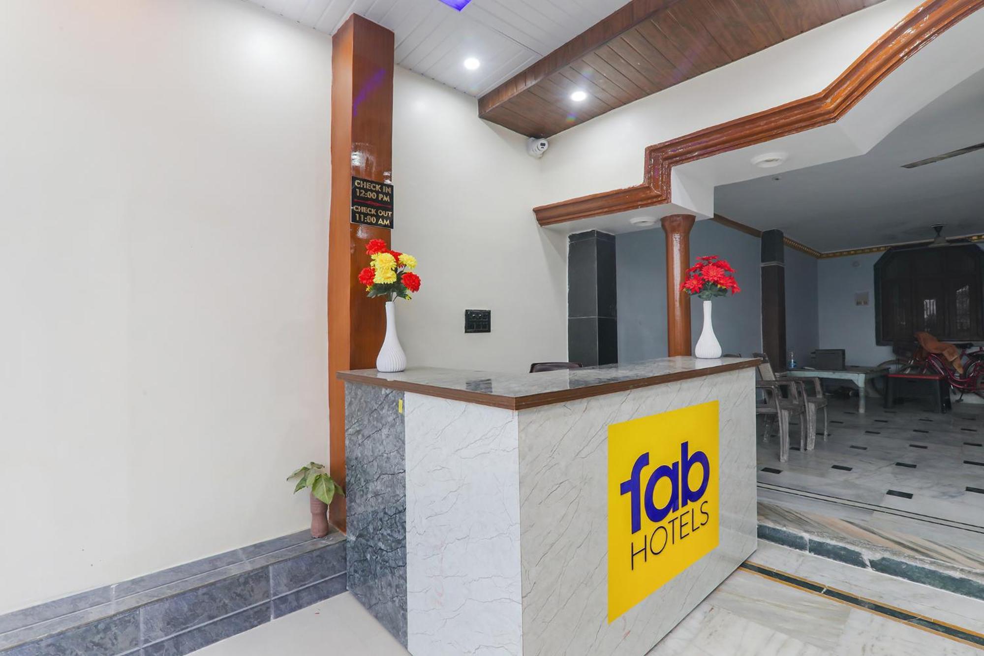 Fabexpress Awadh Inn - 400M From Shri Ram Janam Bhumi Ayodhya ภายนอก รูปภาพ