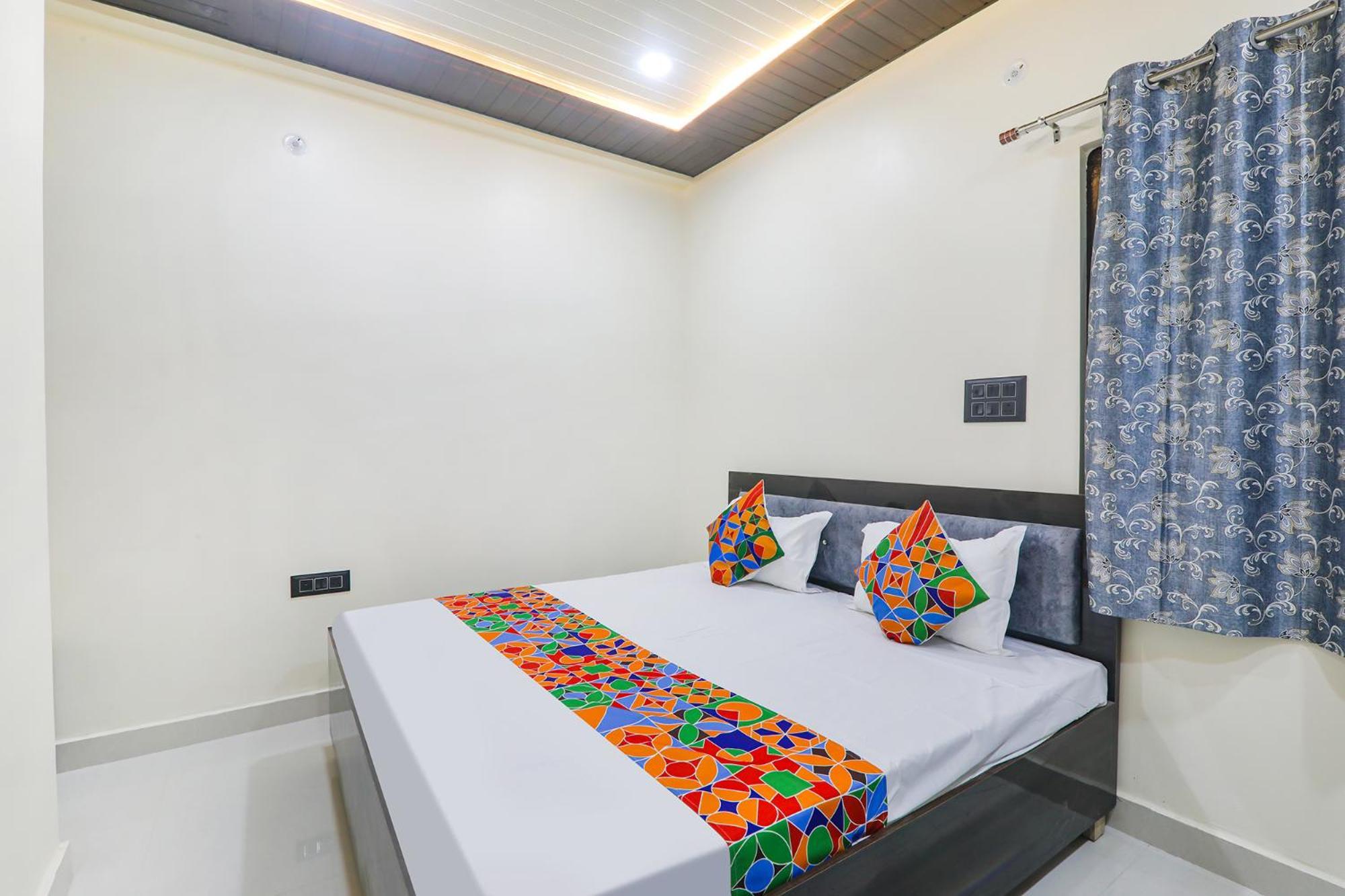 Fabexpress Awadh Inn - 400M From Shri Ram Janam Bhumi Ayodhya ภายนอก รูปภาพ